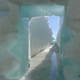 Imagen para el artículo titulado El hotel de hielo que muere y renace cada año